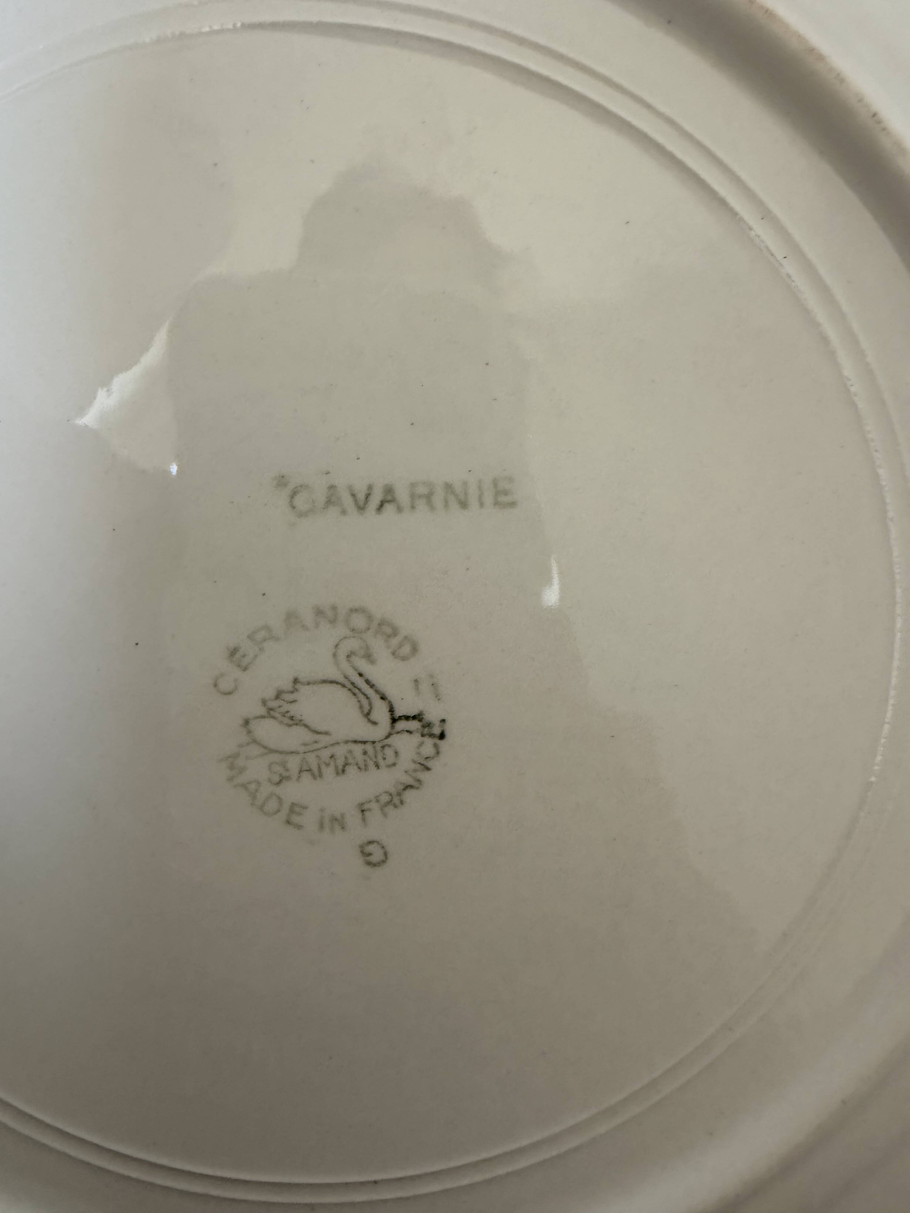 1 vintage round plate from the Céranord factory model Gavarnie 210879