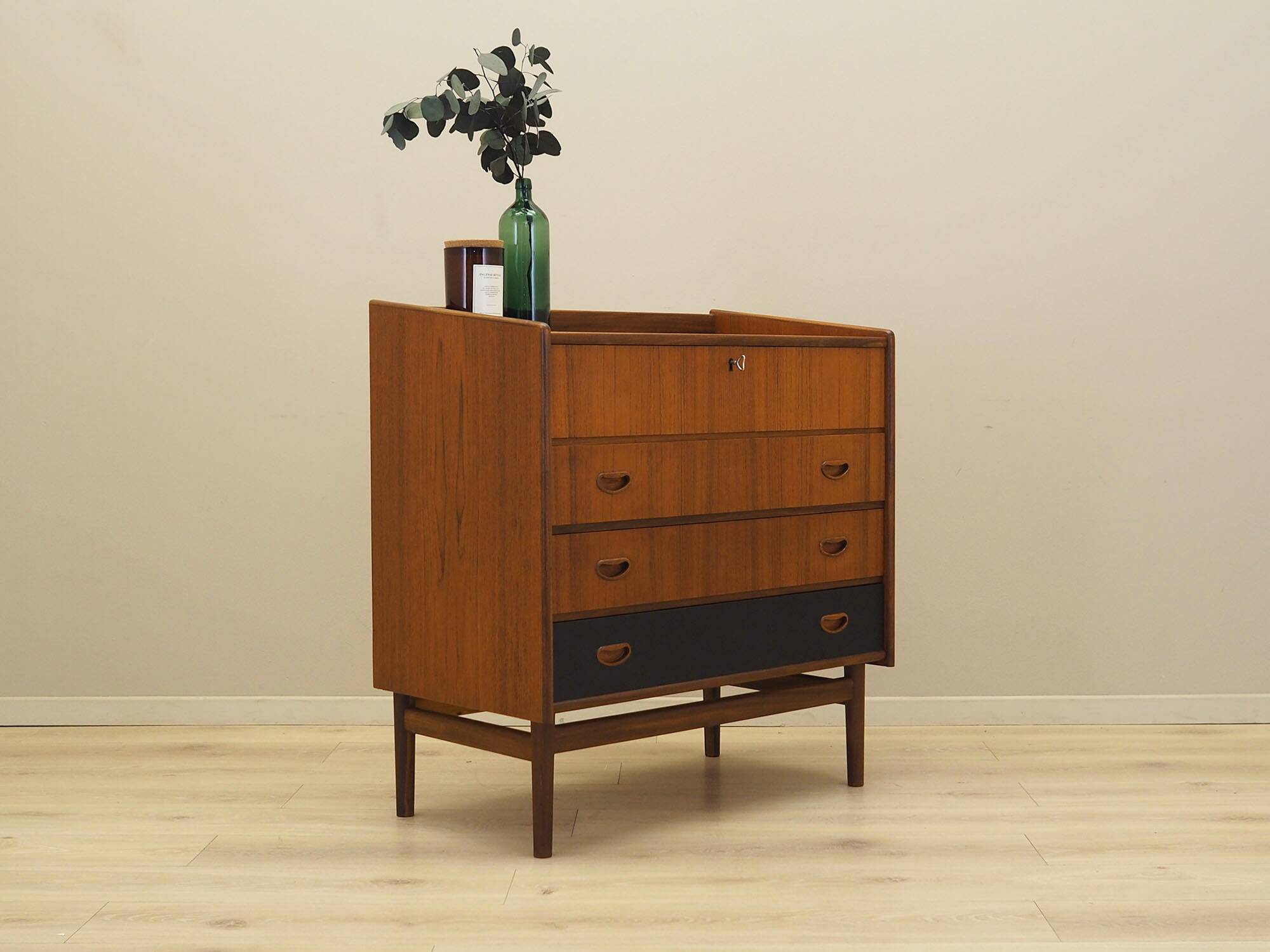 Teak dressing table, Danish design, 1970s, manufactured in Denmark