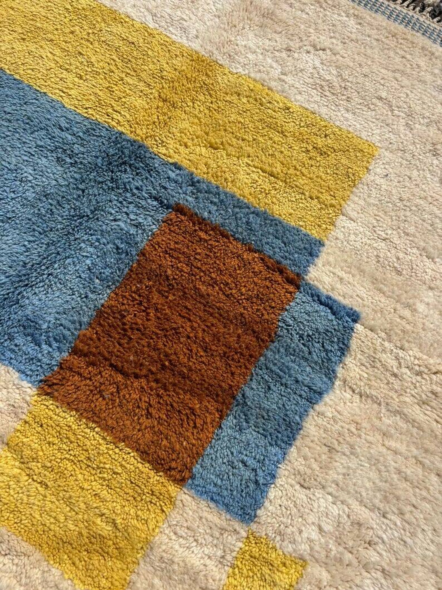 Azilal woven wool rug 200cmx300cm