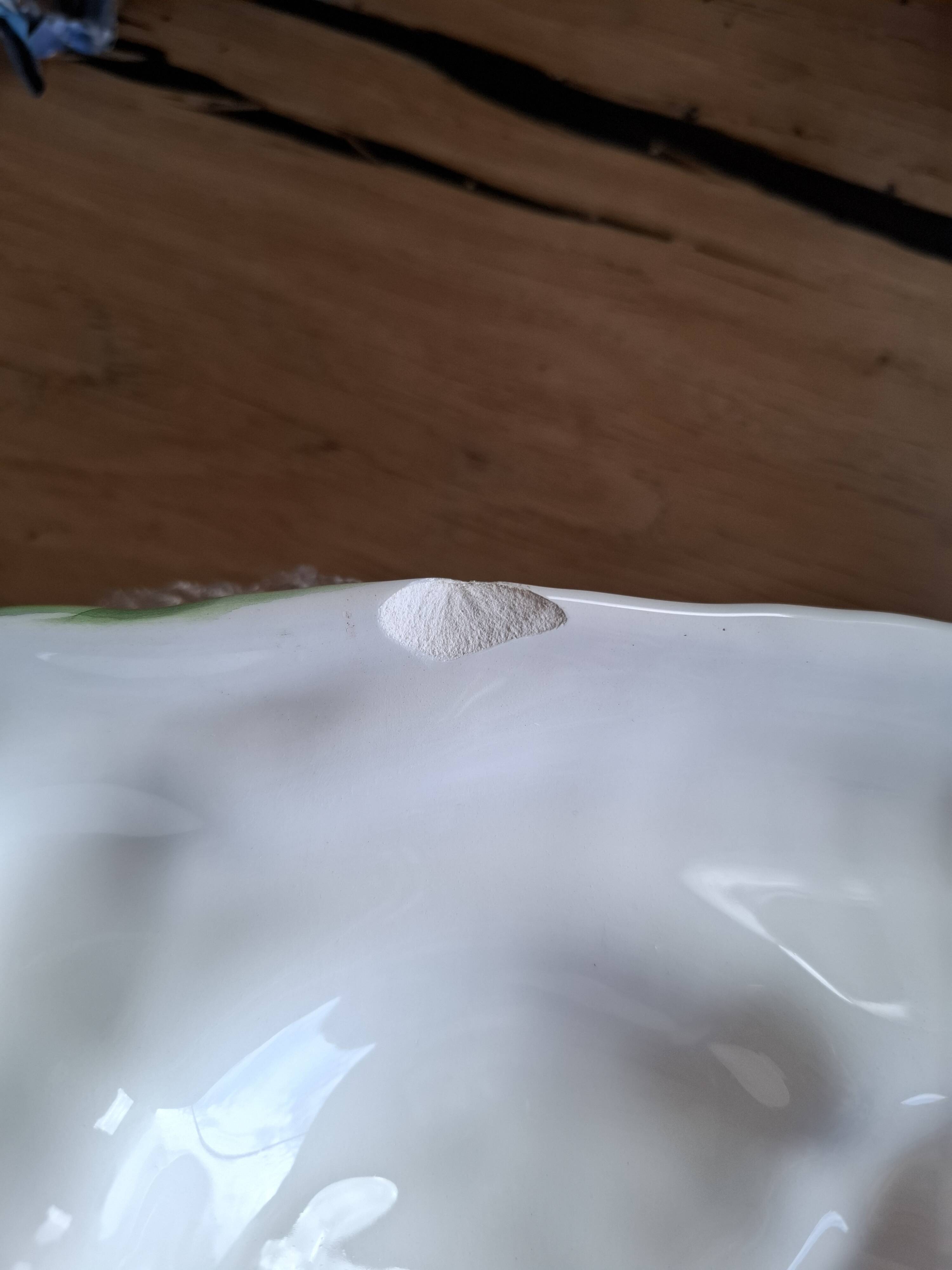 Large earthenware dish