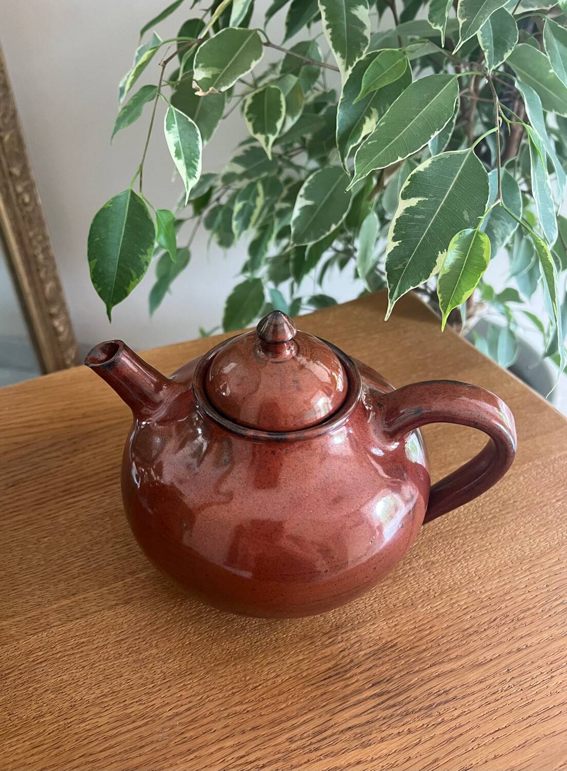 Brick red sandstone teapot from Saint Amand en Puisaye