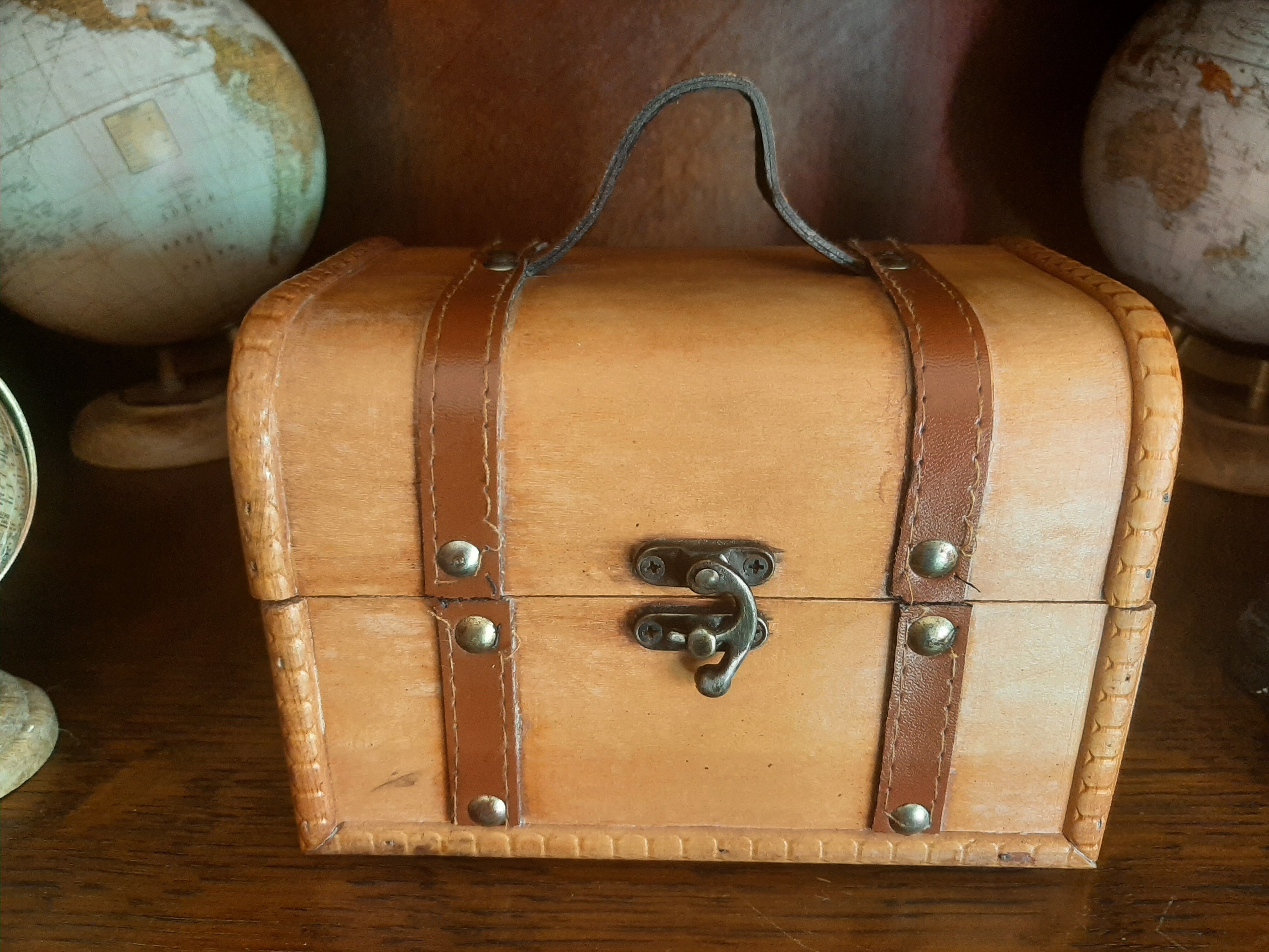 Vintage storage box