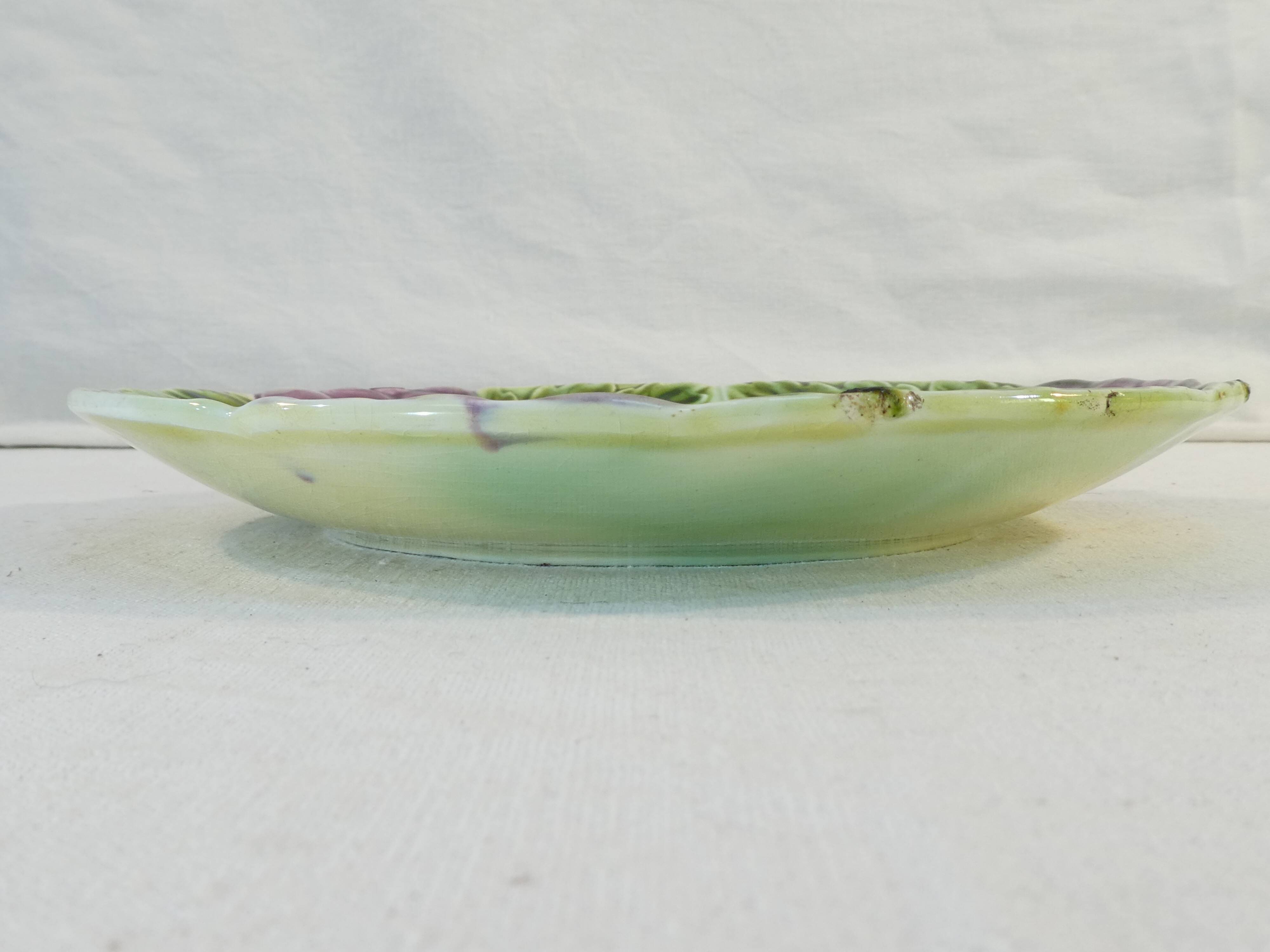 Plate of bunched barbotine and grape leaf