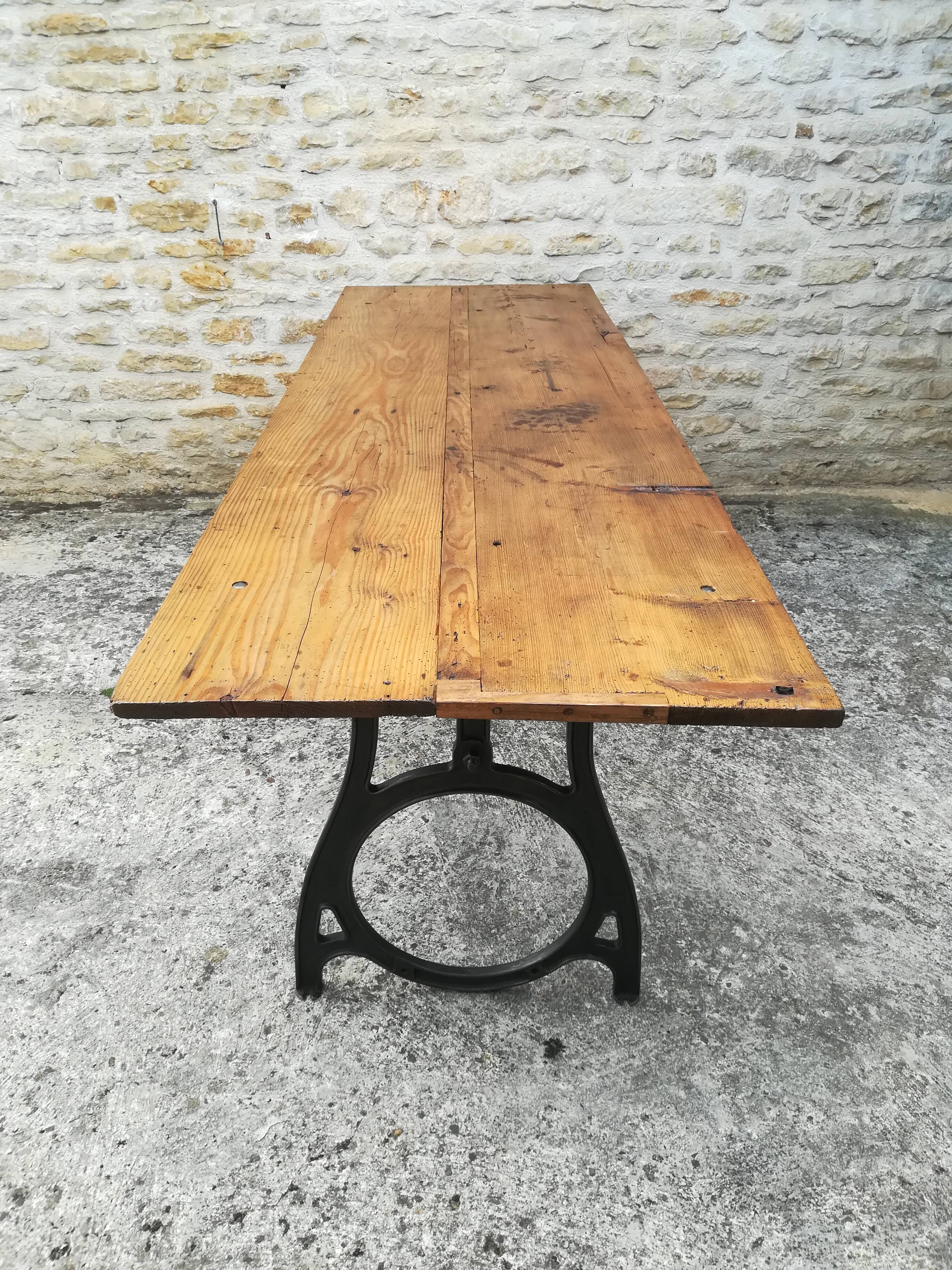 Industrial table