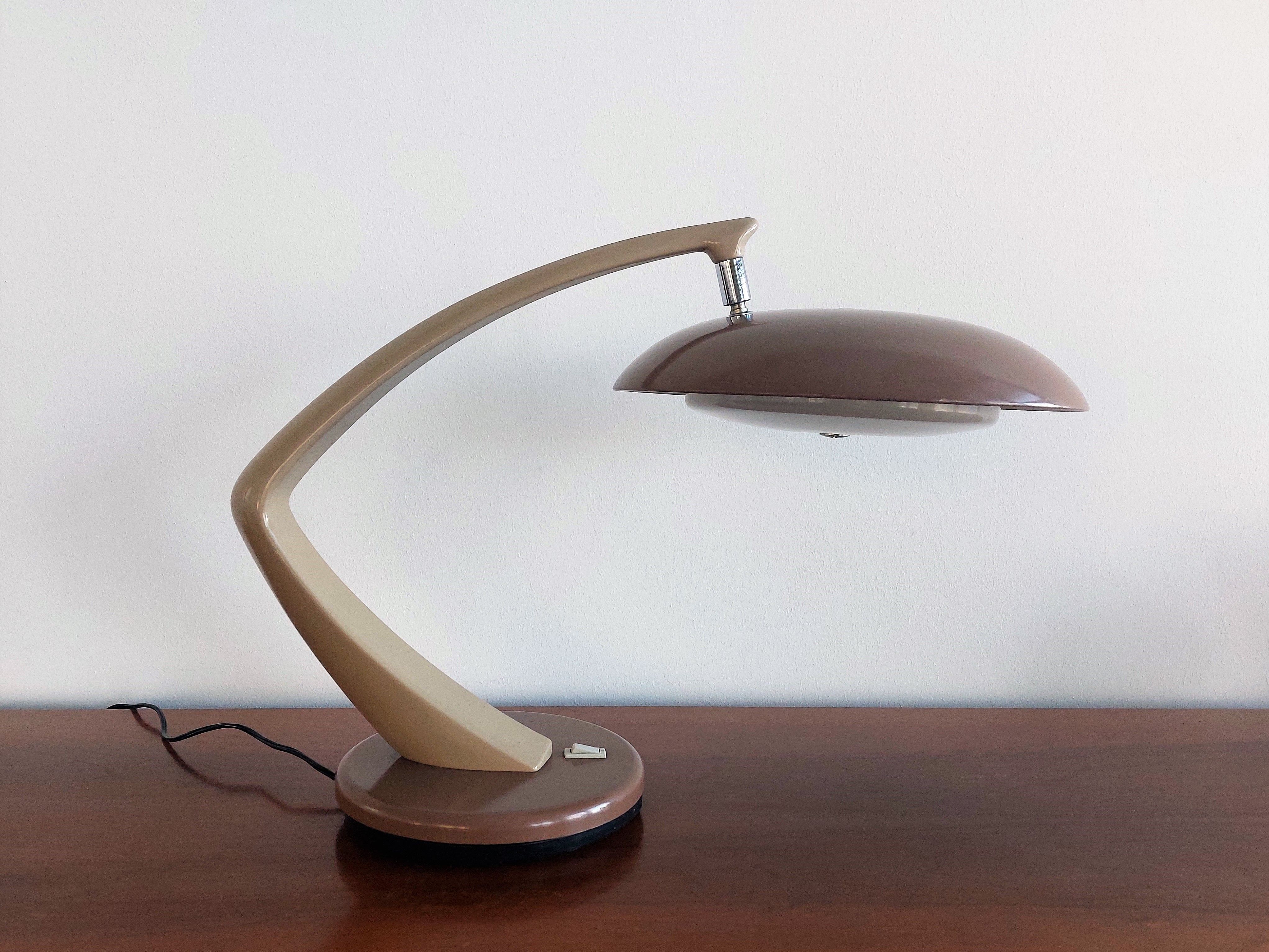 Boomerang 64 table lamp by Luis Pérez de la Oliva for Fase, Spain 1960's