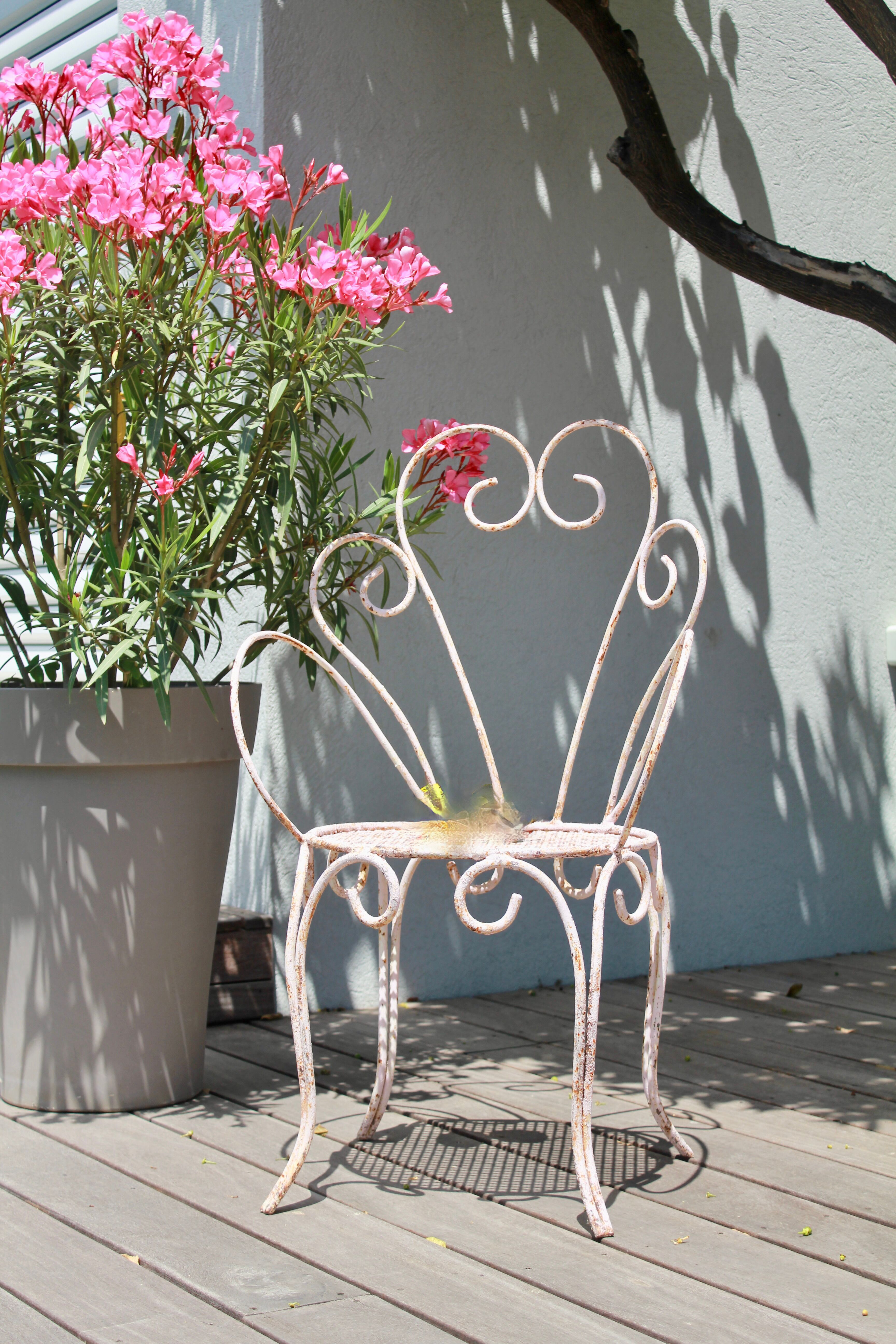 Chaise ancienne en fer forgé
