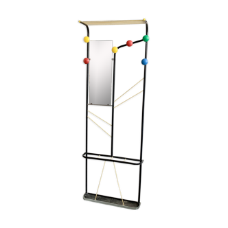 Coat rack scoubidou