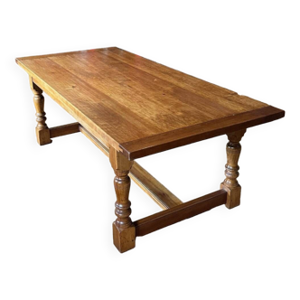 Big Cherry country table