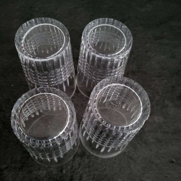 4 verres gobelets vintage en cristal de Baccarat modèle Nancy