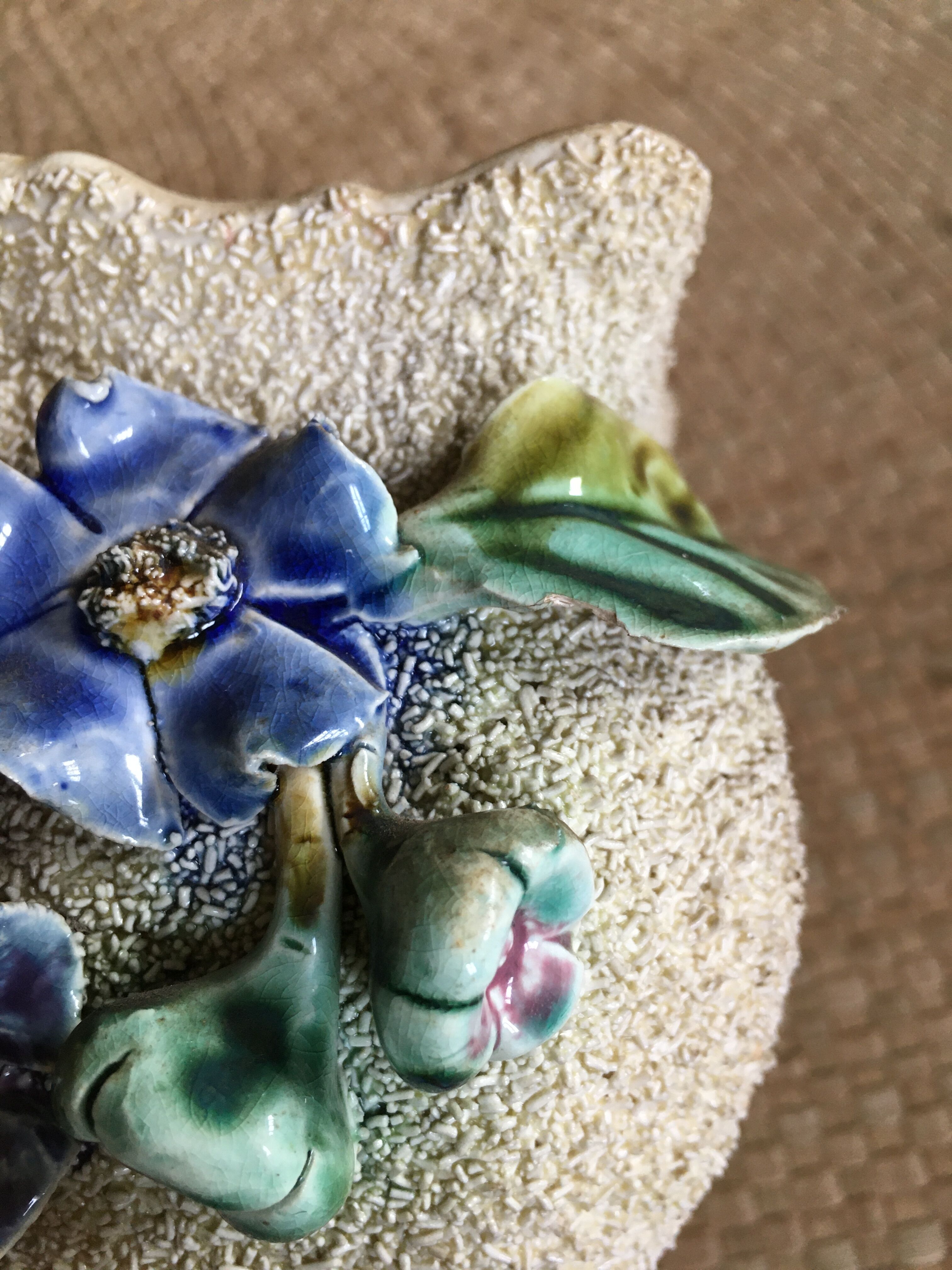 Cache pot in dabbling