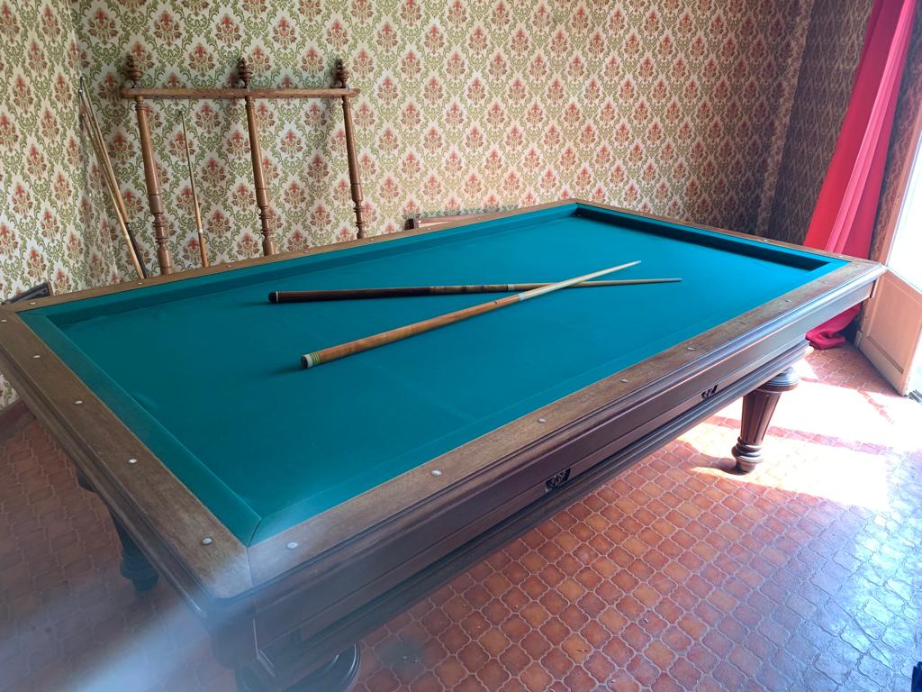 French billiards