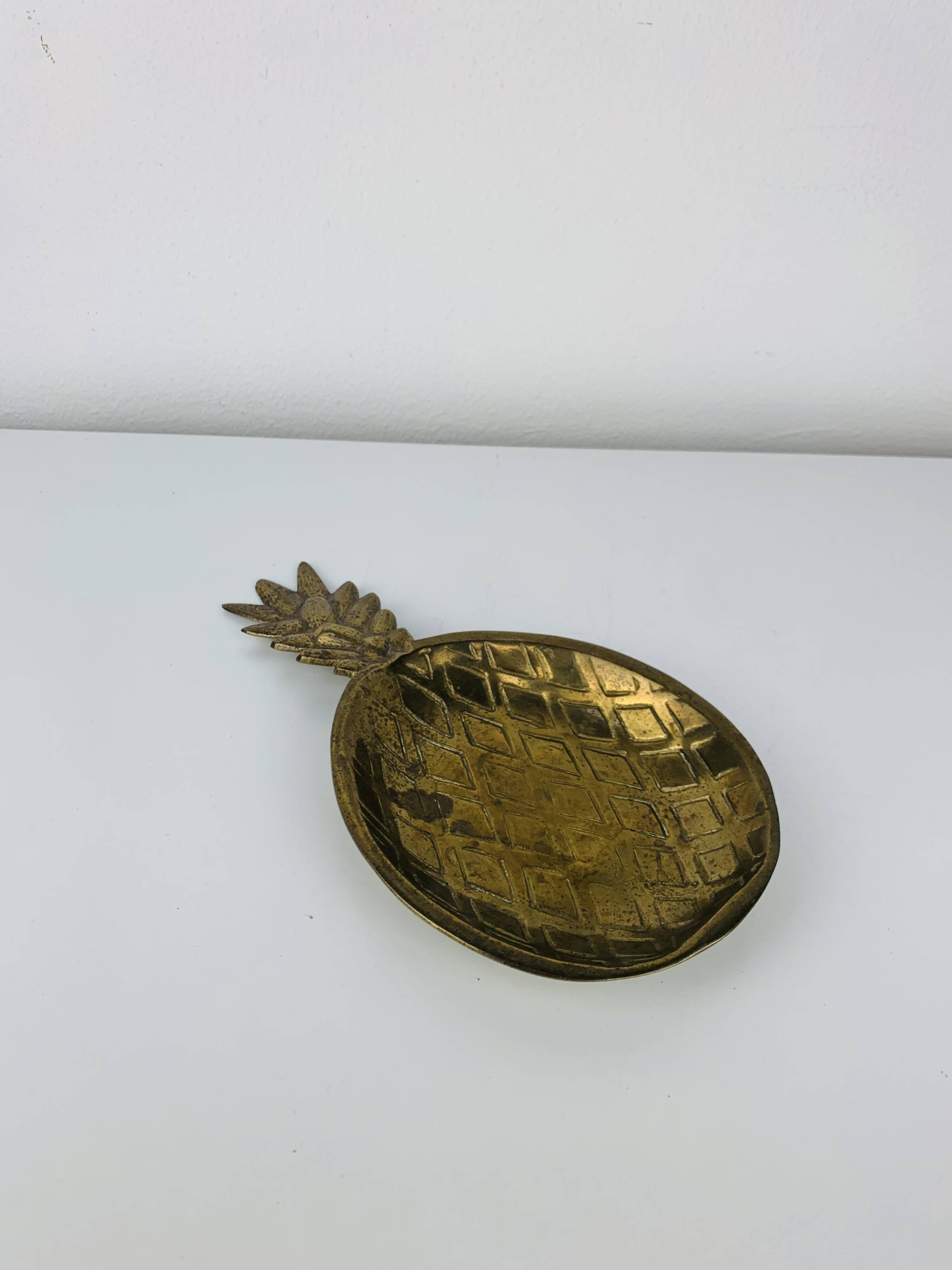 Vintage gold-plated brass pineapple emptier