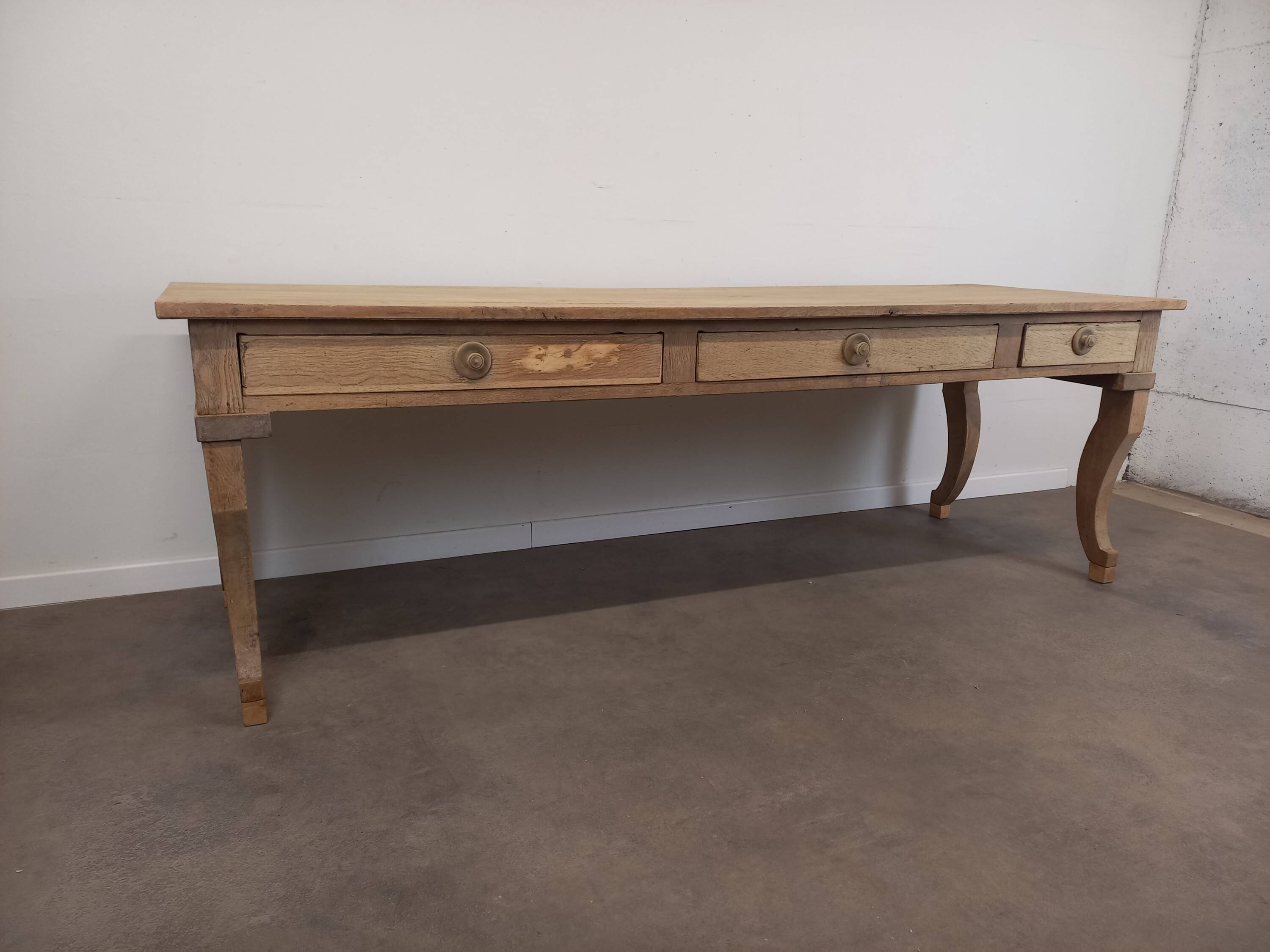 Oak farmhouse table