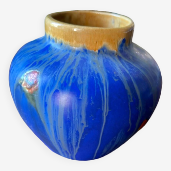 Small earthenware vase from Thullin (Belgium)