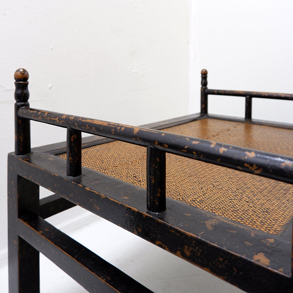 Pair of "meditation" chairs in lacquered wood and rattan - Japan, early 20th century