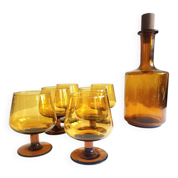 Service en verre ambré années 70