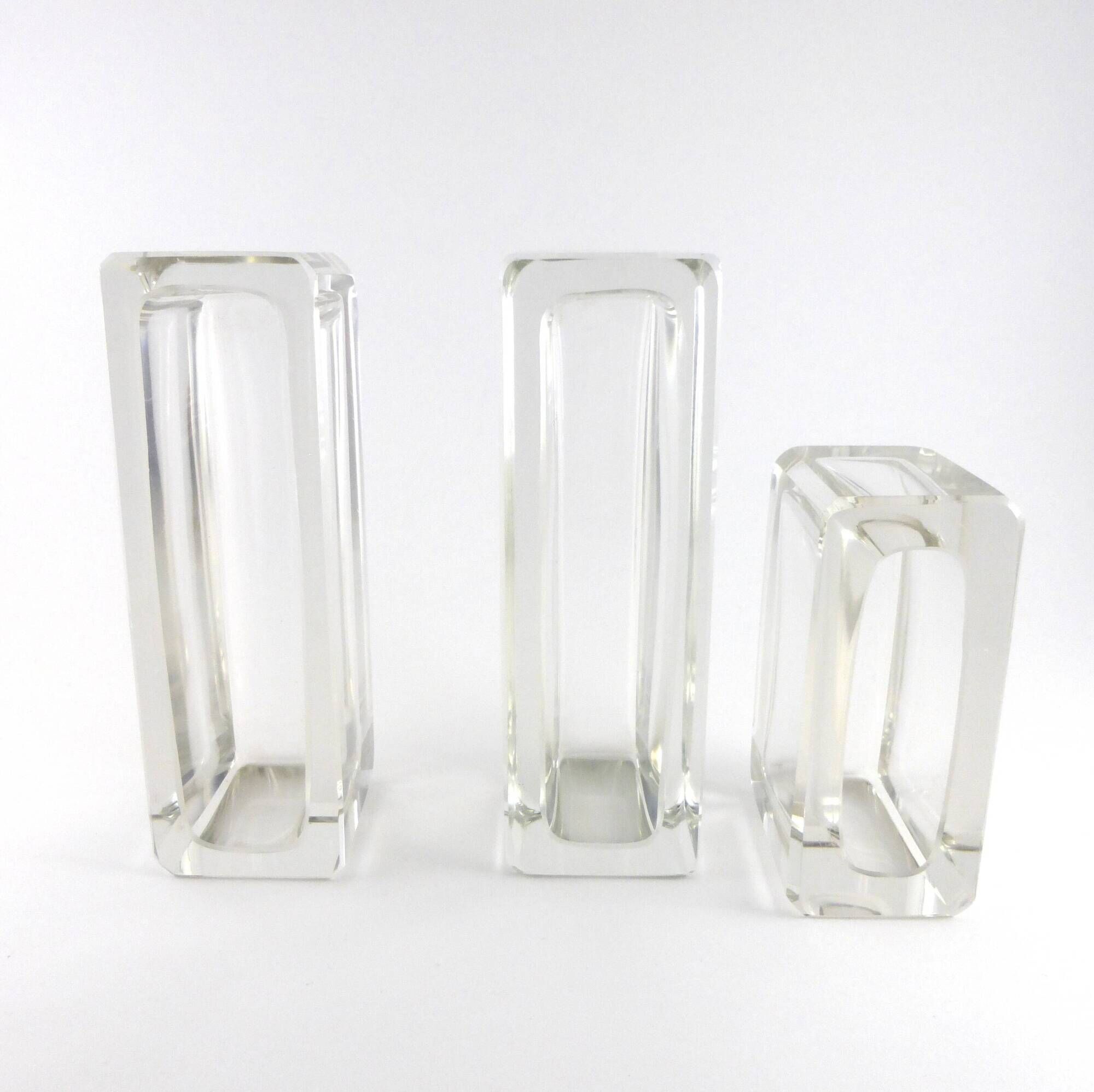Suite of 3 vase 'centre-of-table' crystal