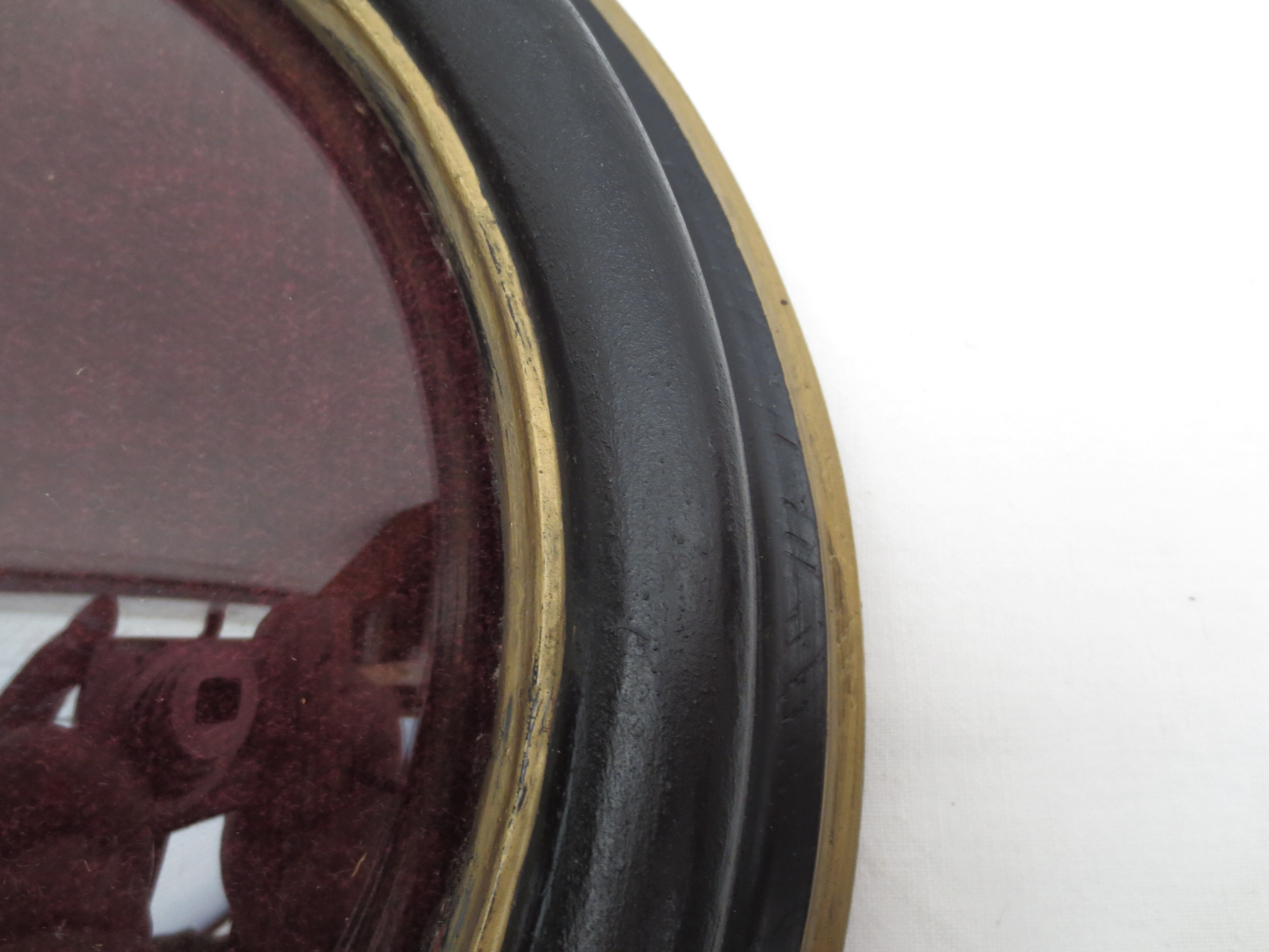 Napoleon III bulging oval frame