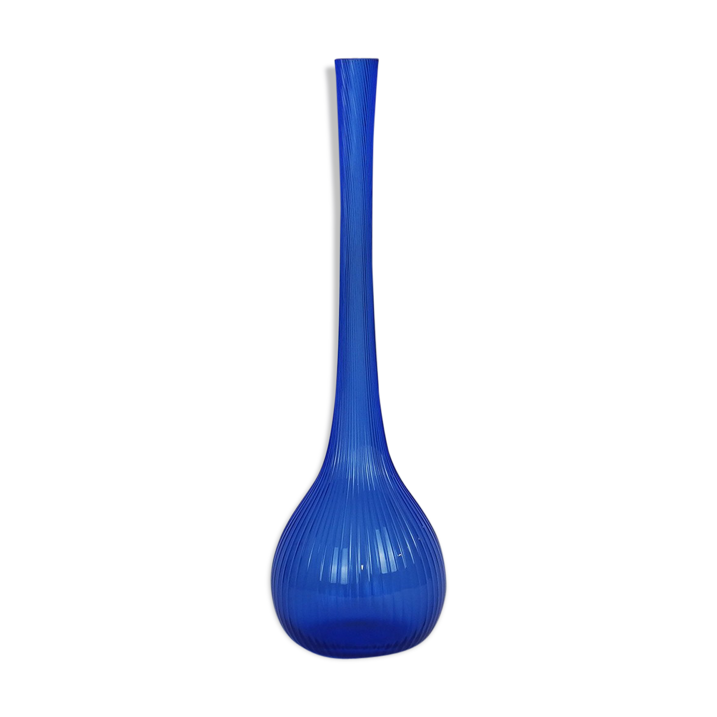 Vase soliflore en verre bleu signé Daum France Selency