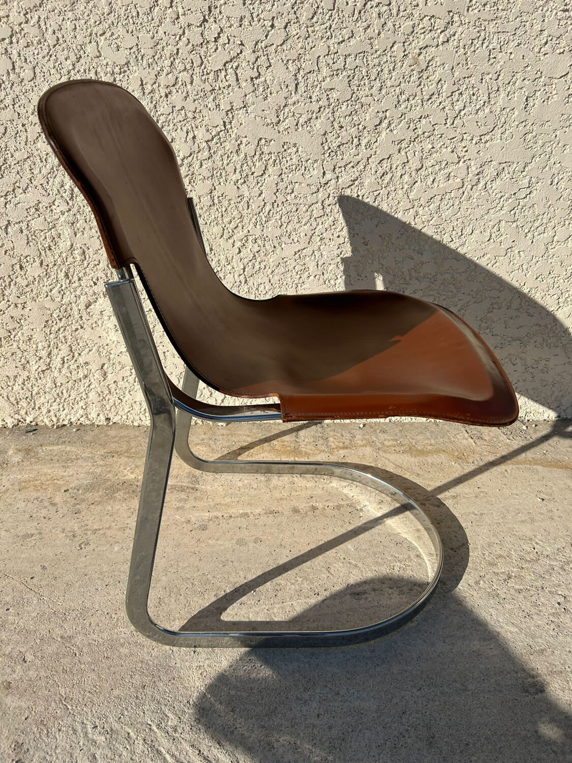 Pair of leather and chromed metal chairs year 70