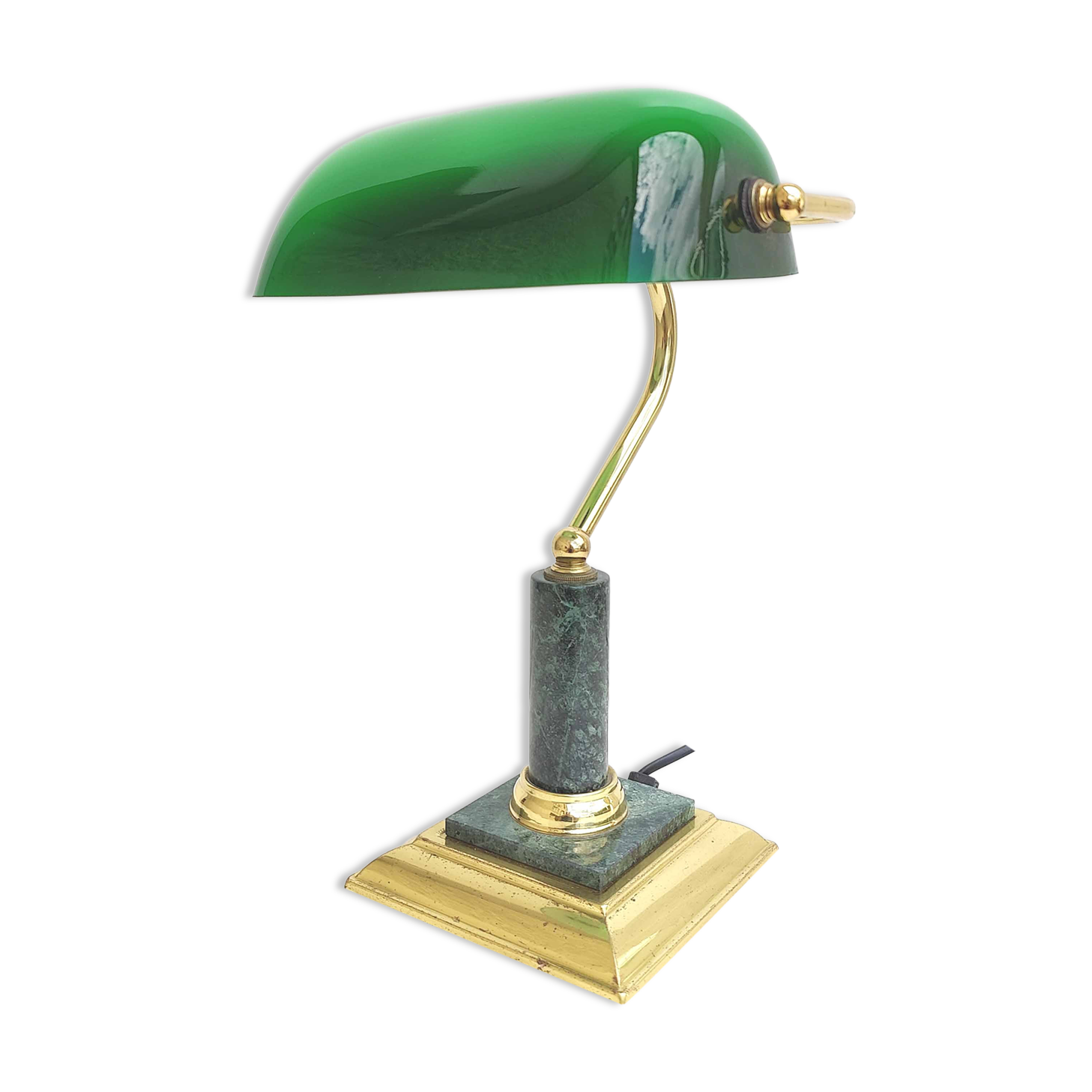 Green opaline banker lamp