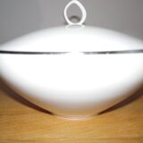 Légumier ou soupière  bord argenté