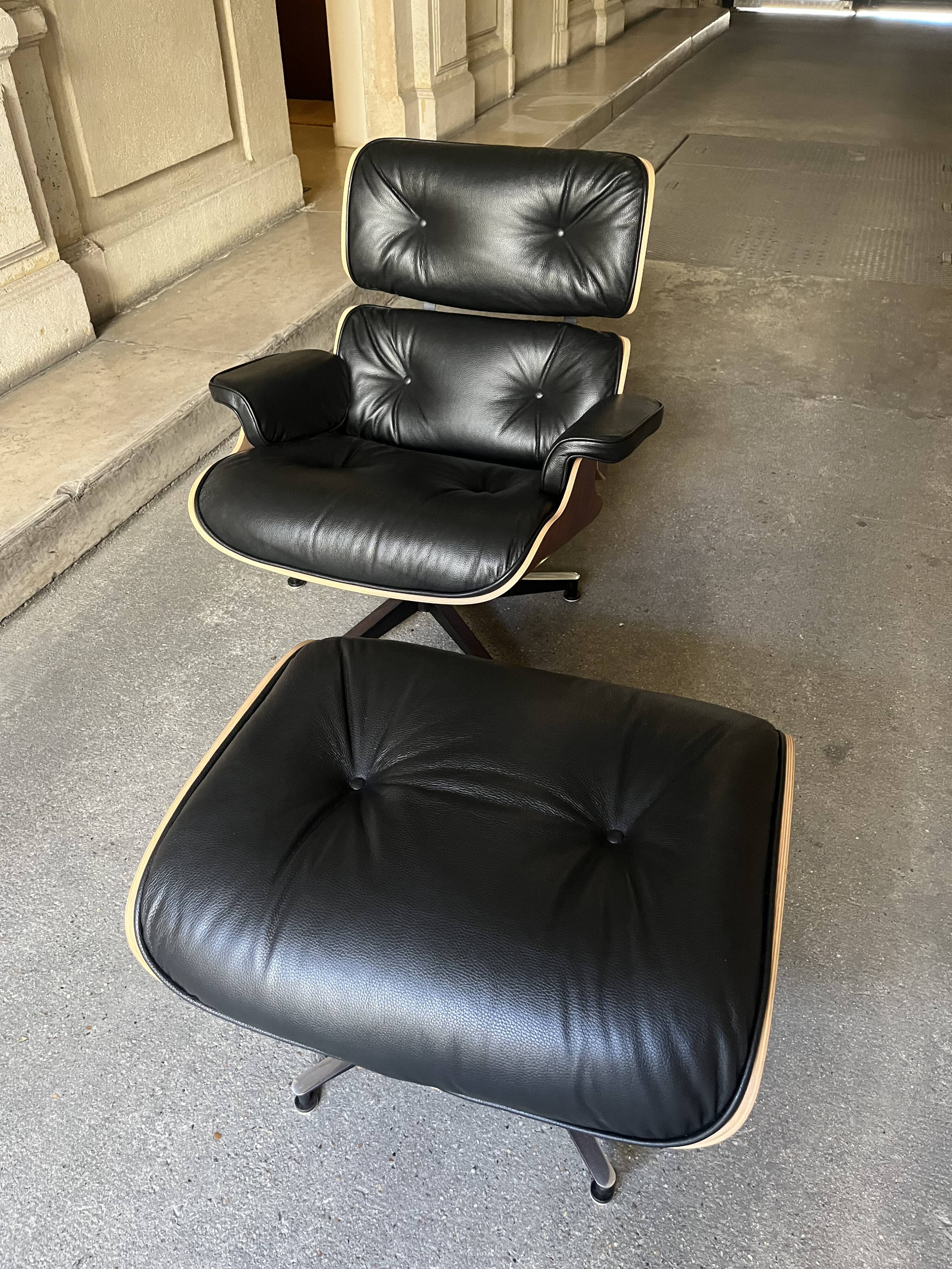 Charles Eames lounge chair