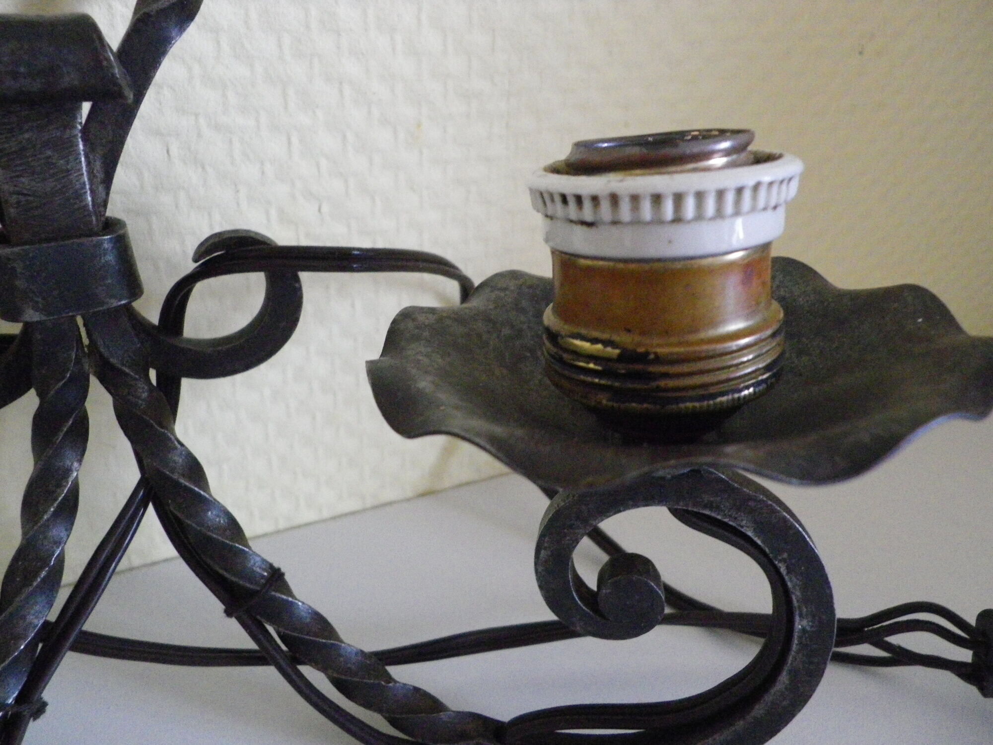 Real wrought iron wall sconce assembled and uns welded, porcelain and brass sleeves -1930/40