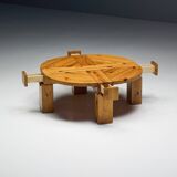Table basse brutaliste en pin, Suède, années 1970
