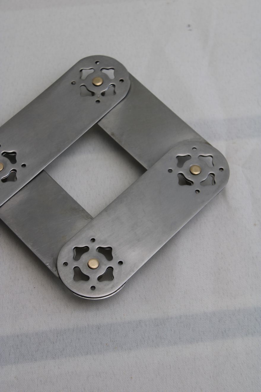 Flat underside