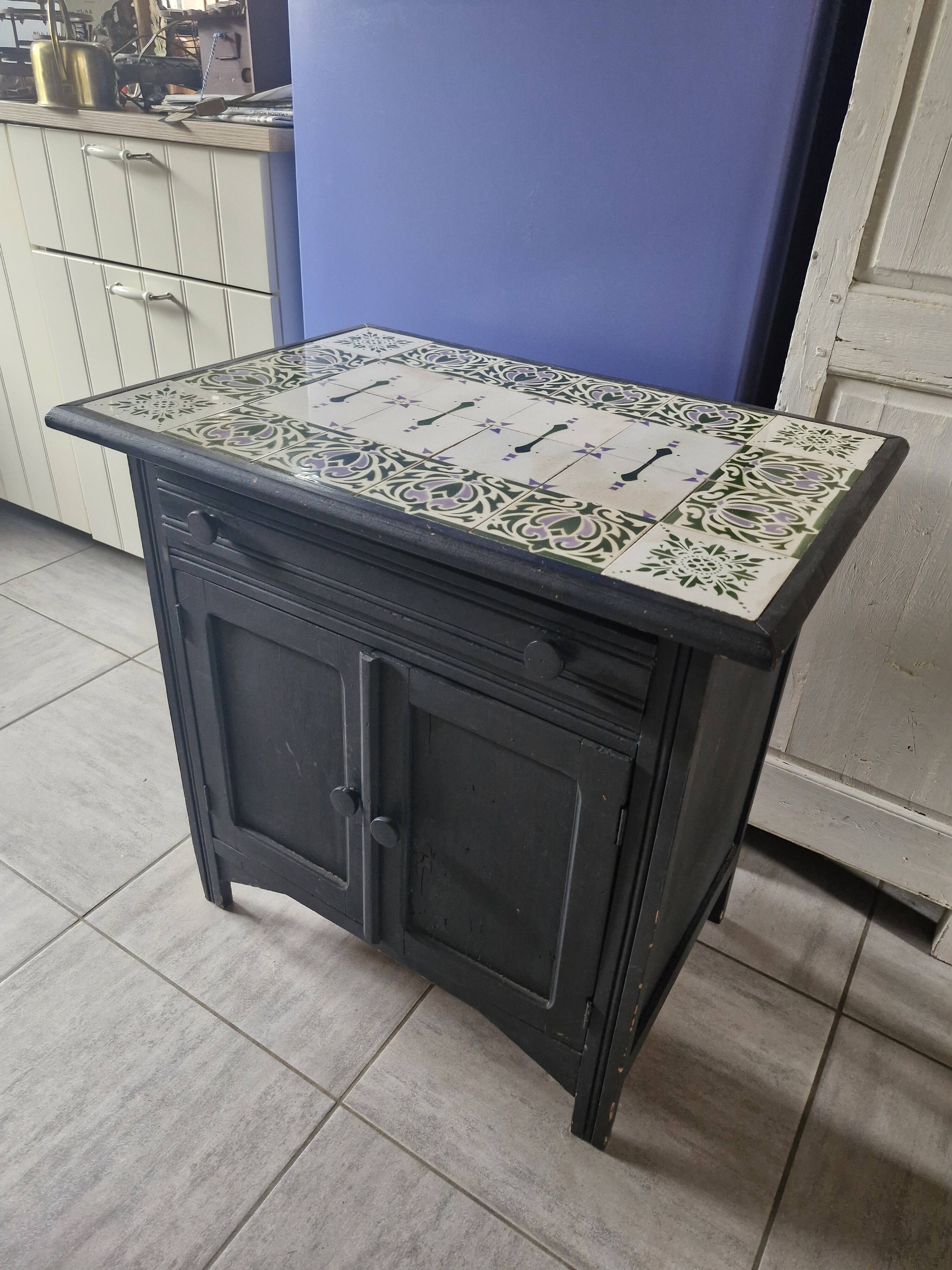 Small occasional furniture