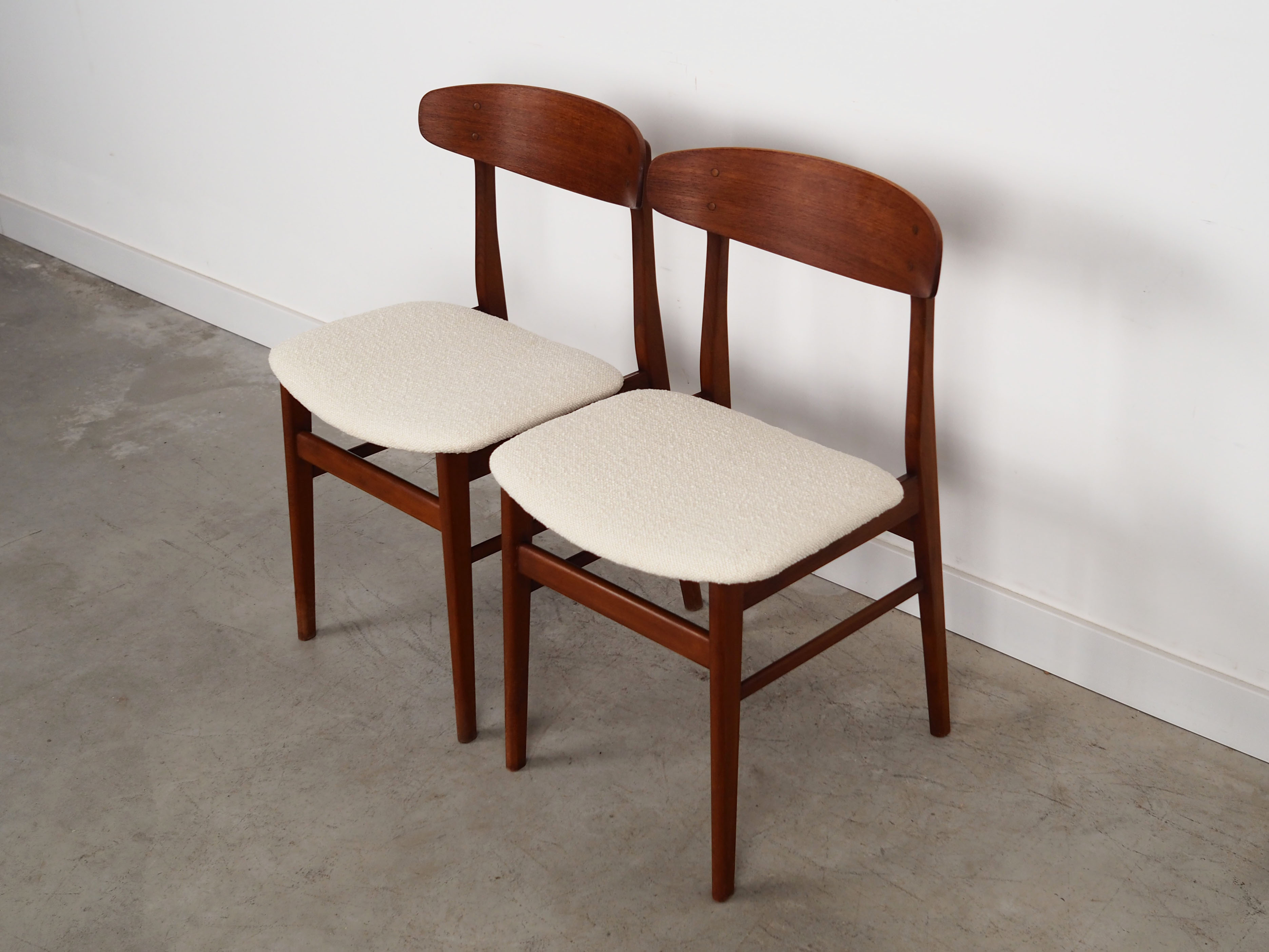 Set of two teak chairs, Danish design, 1960s, production: Denmark