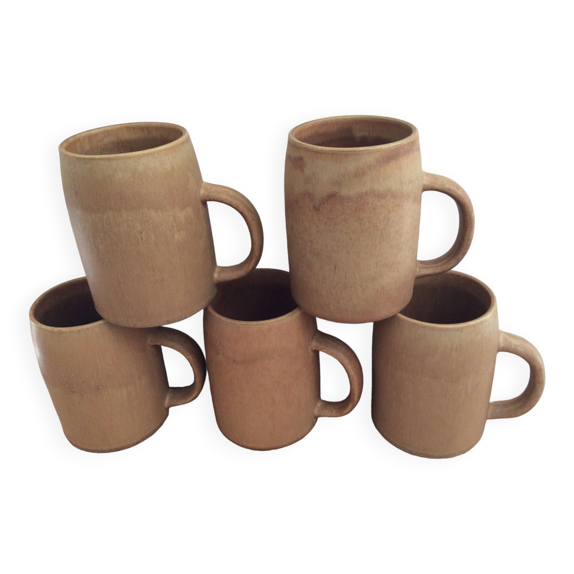 5 stoneware mugs