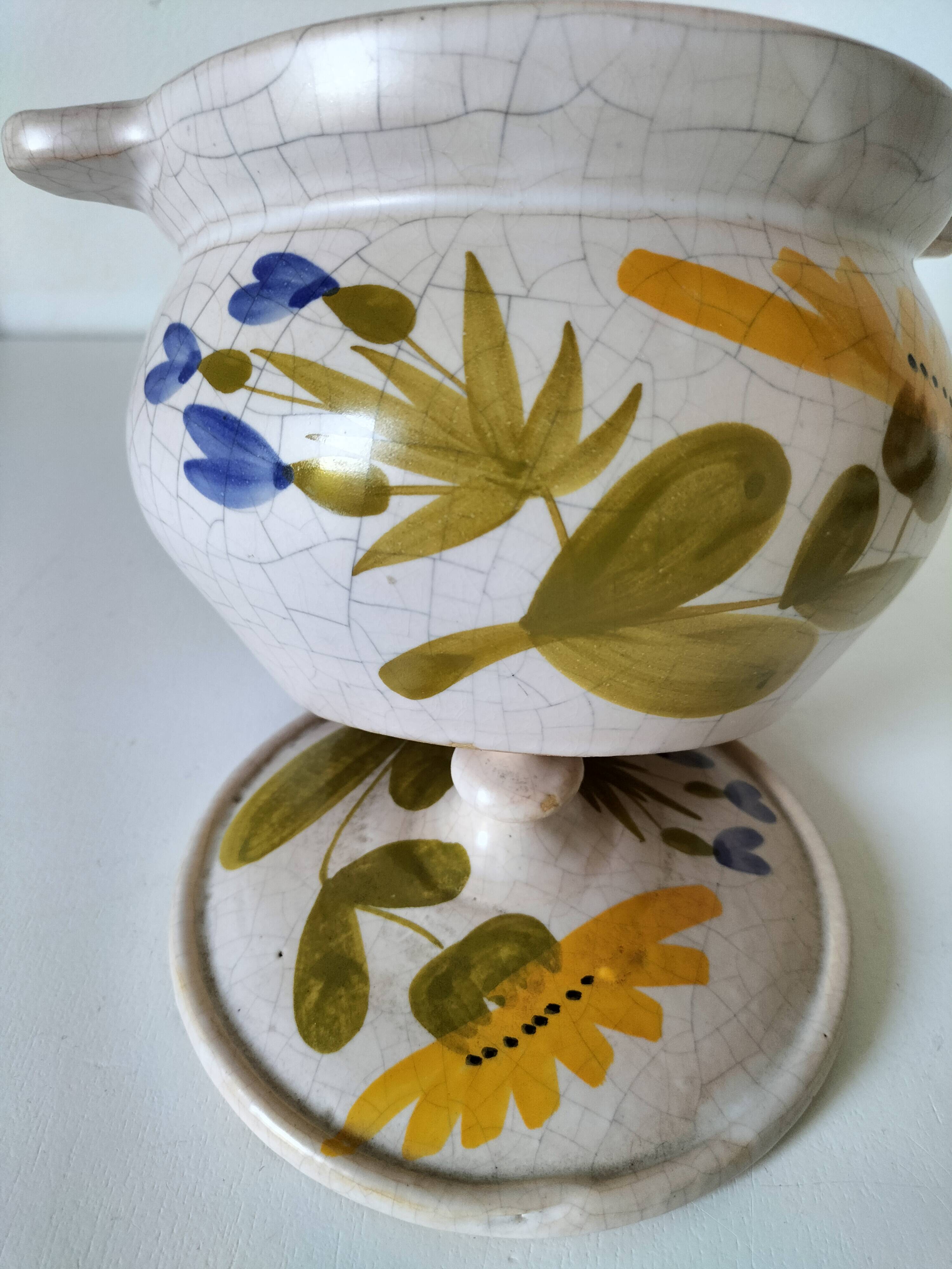 Covered pot Poteries du Marais - Rare country decor