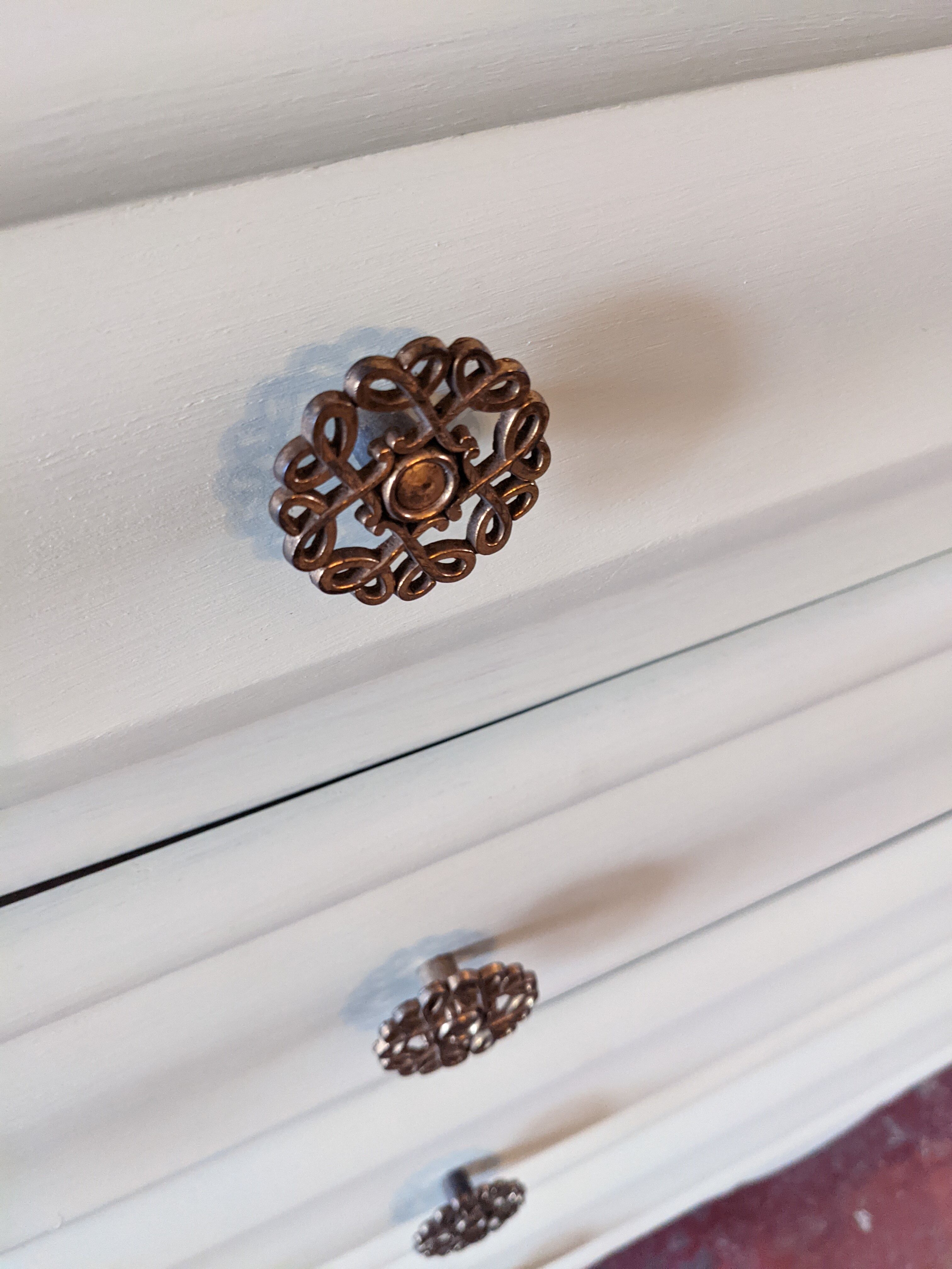 Antique chest of drawers