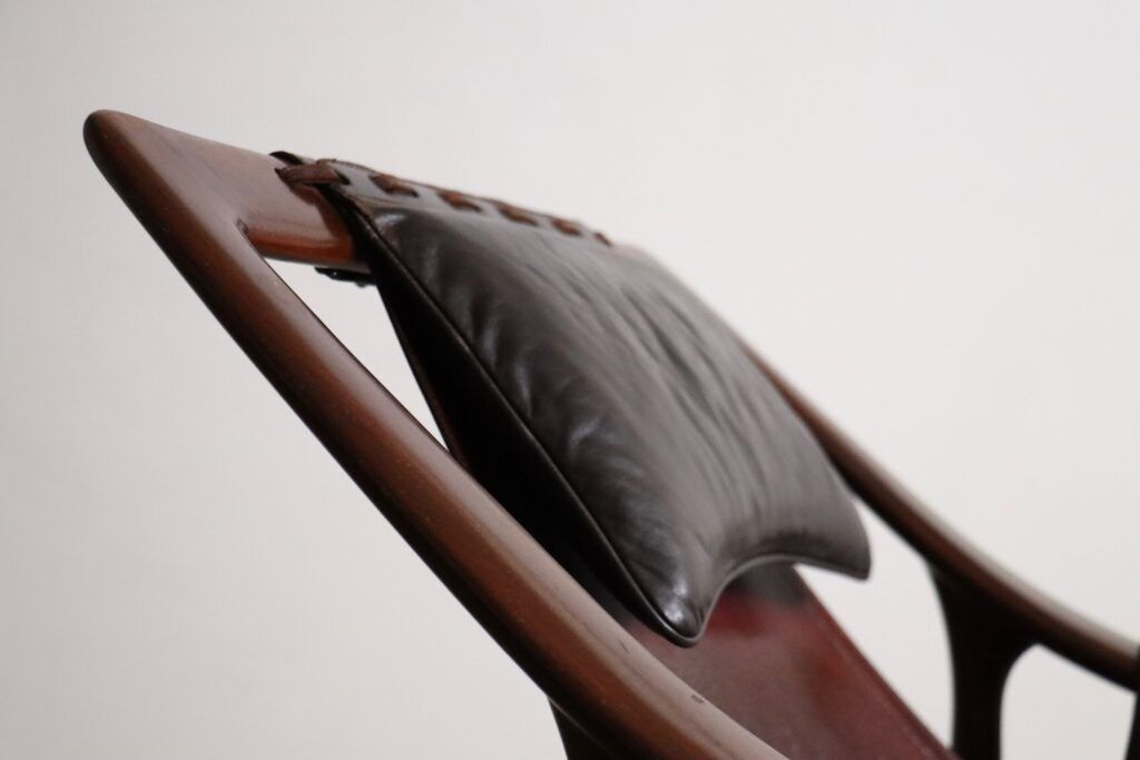 Liceu de Artes e Oficios rocking chair with ottoman, Brazil 1960s