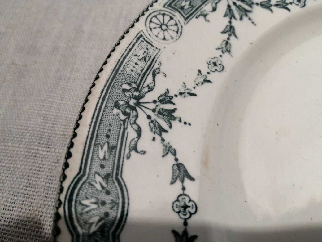 Plates Service Provence lot, Moulin des Loups