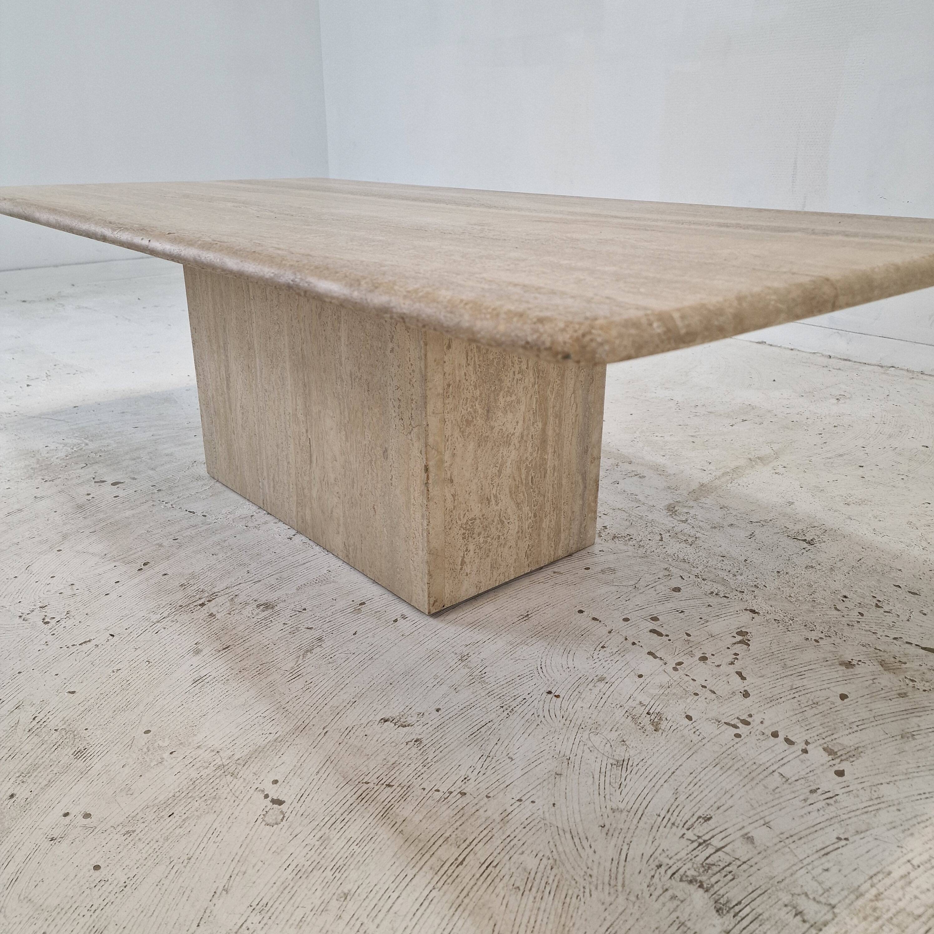 Italian Rectangle Coffee Table in Travertine, 1980s