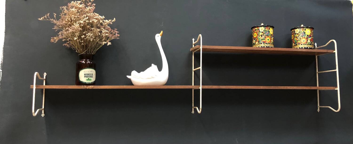 Tomado Scandinavian shelves