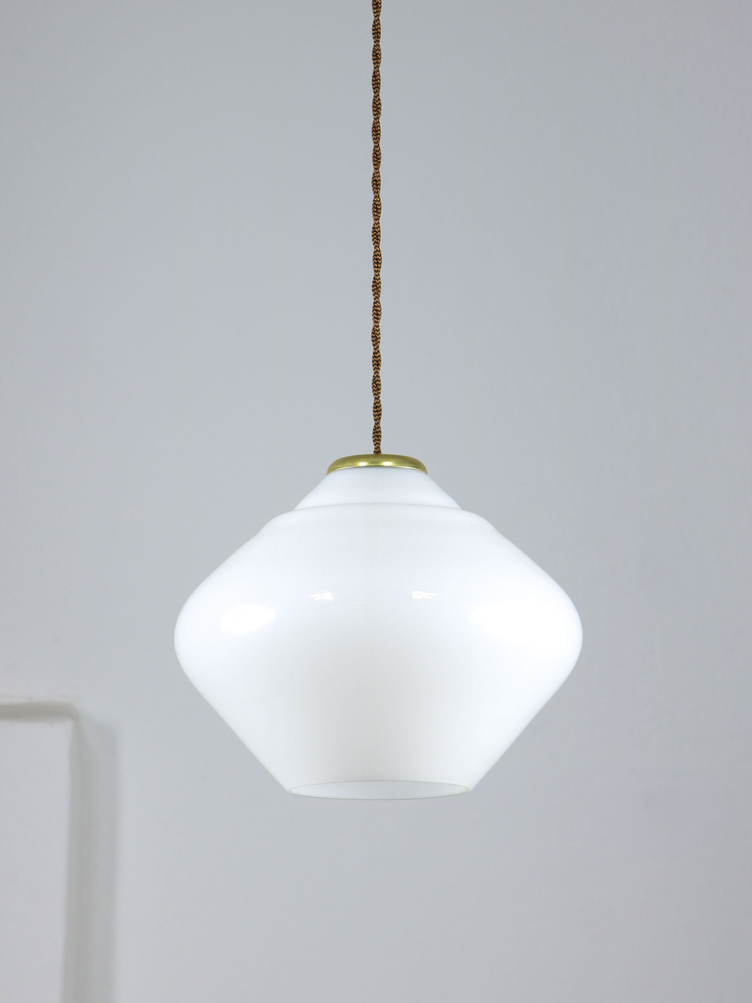 Mid-century italian white opaline and brass lamp