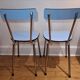 Table et chaises formica bleu