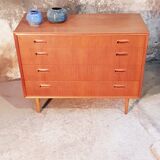 Scandinavian chest of drawers