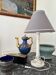 Lampe en bois avec abat jour gris