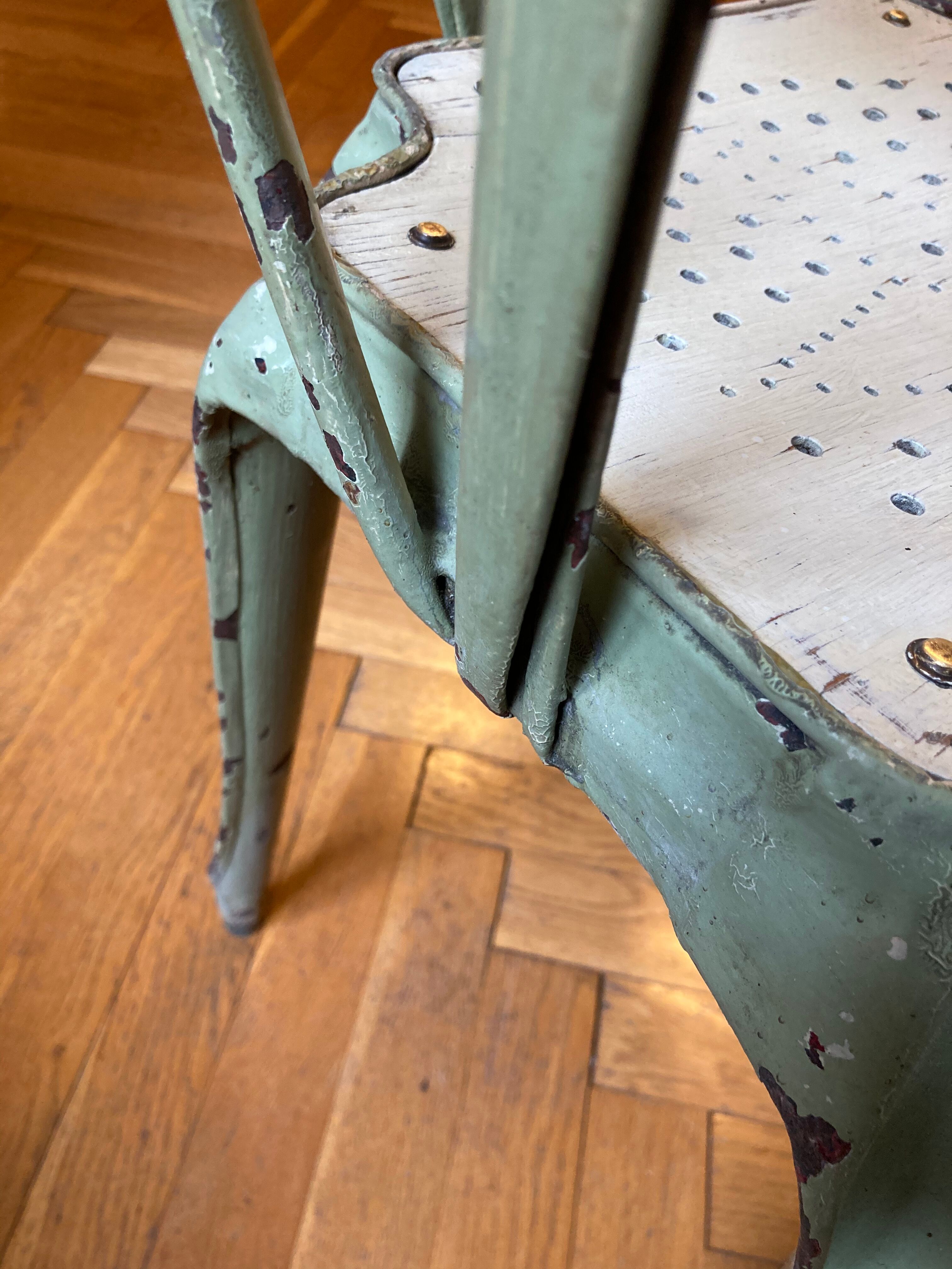 Multipl's chair