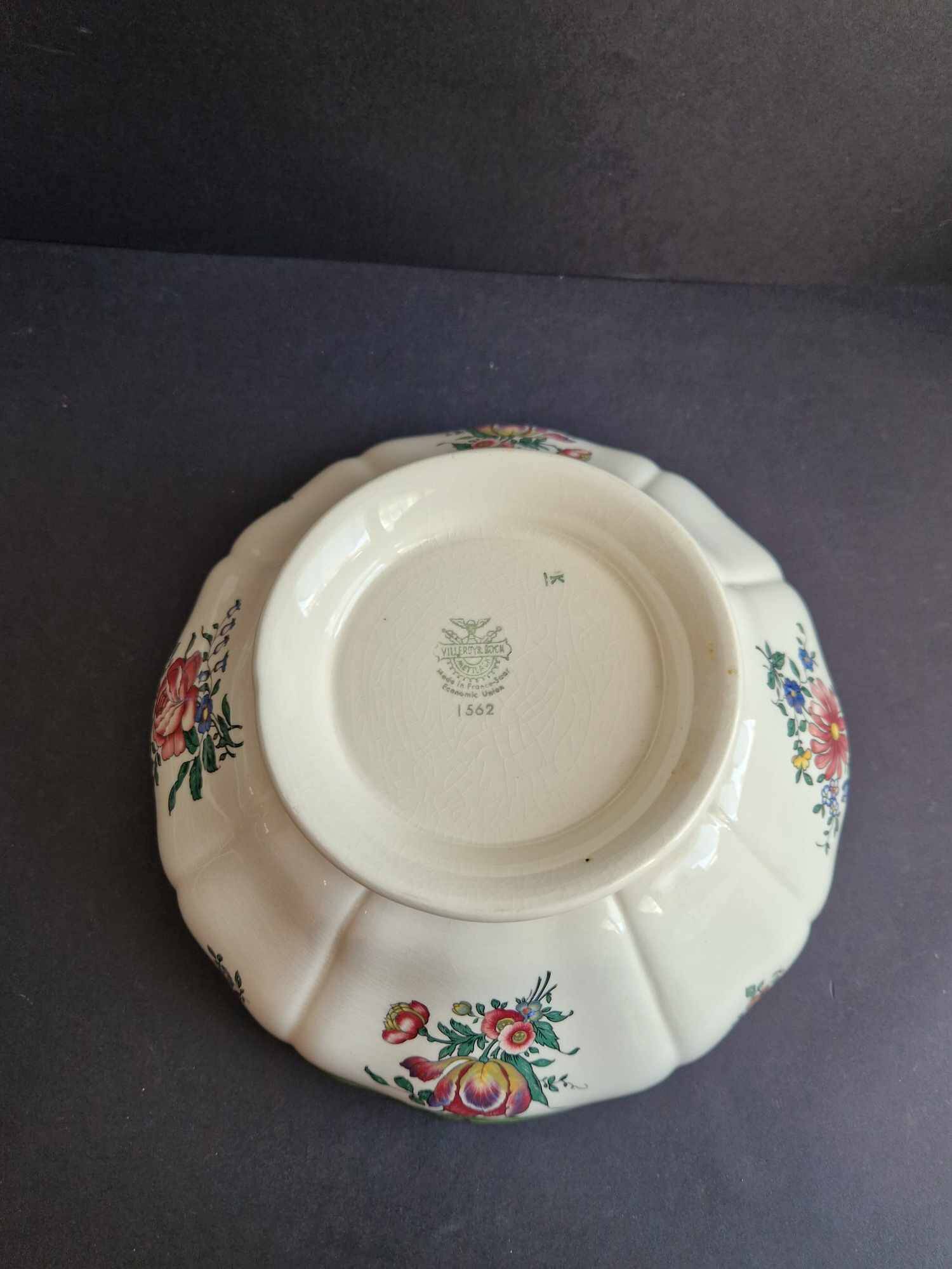 Villeroy and Boch Mettlach earthenware salad bowl/bowl model 1562