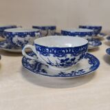 Magnifique Service de 12 Tasses et Soucoupes en Porcelaine