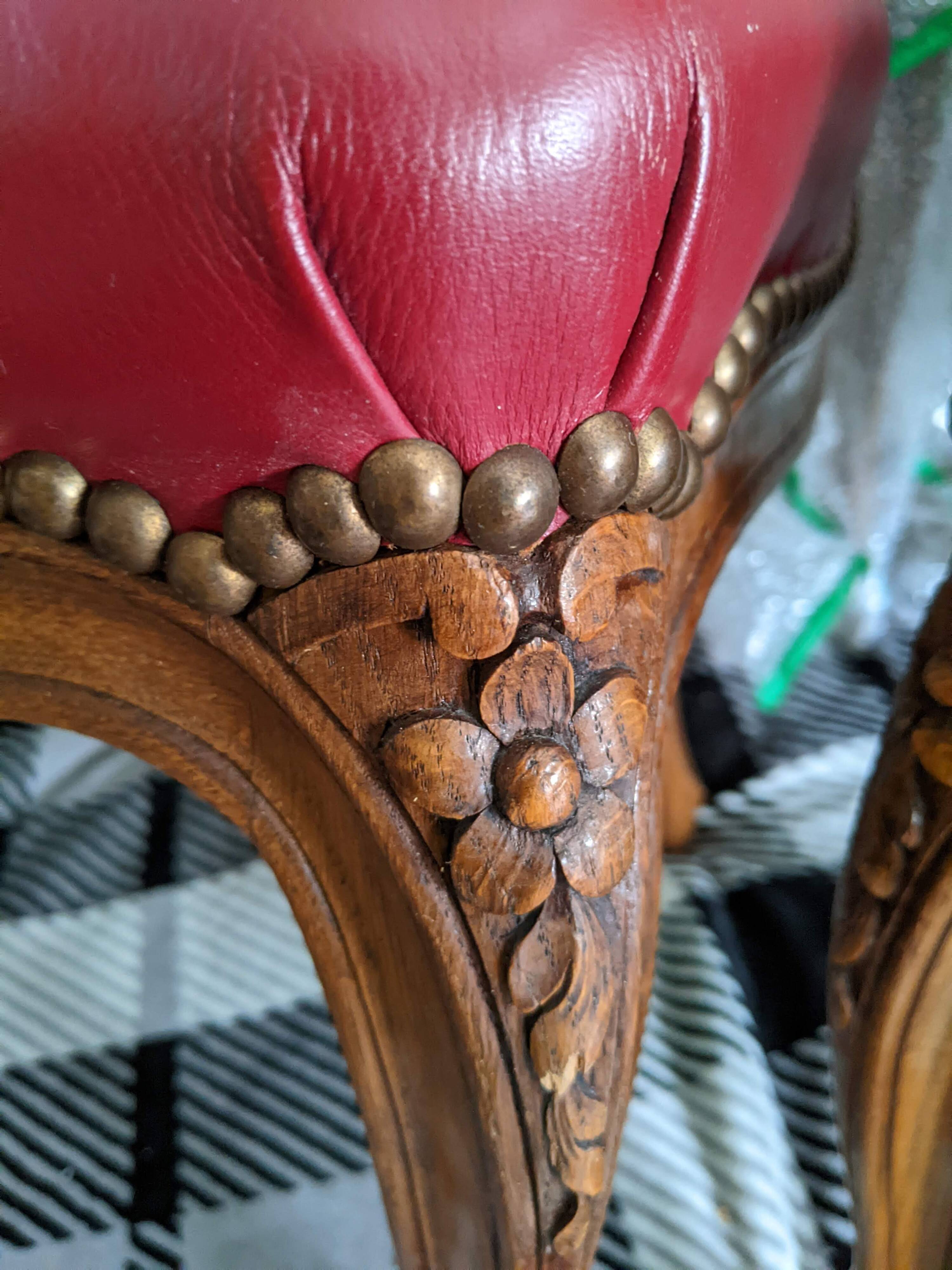 Set of Louis XV Cabriolet Chairs – Carved Wood & Bordeaux Leather