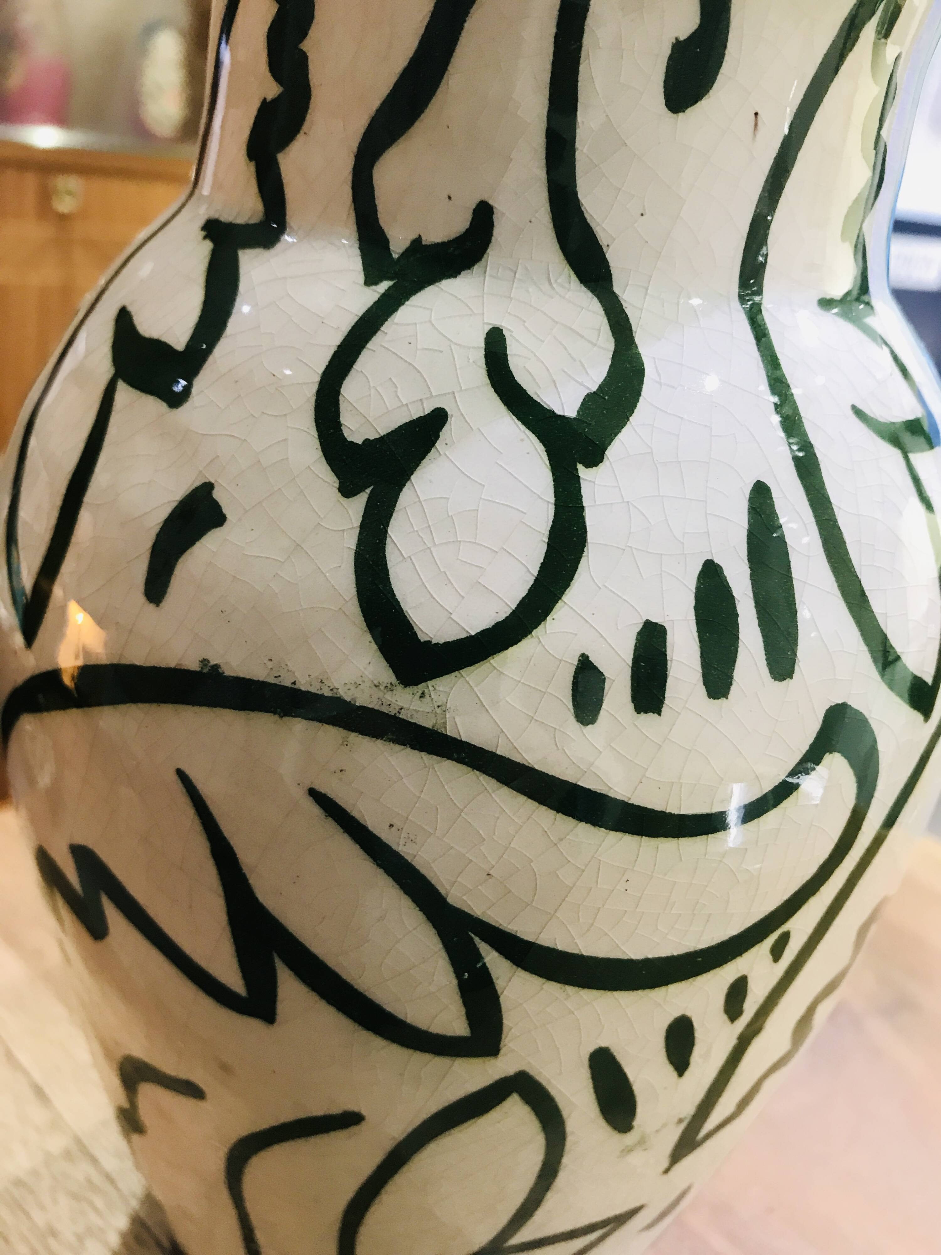 Terracotta vase Morocco floral pattern