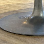 Mid-Century Arkana Round Dining Table in Brazilian Rosewood