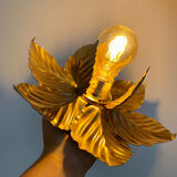 Vintgae wall light in gold metal